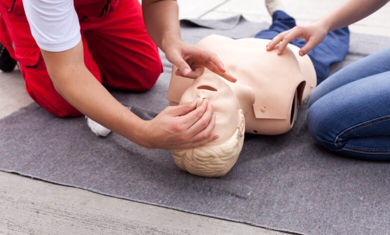 CPR Basics - First Aid Training Tips for Effective Life-Saving